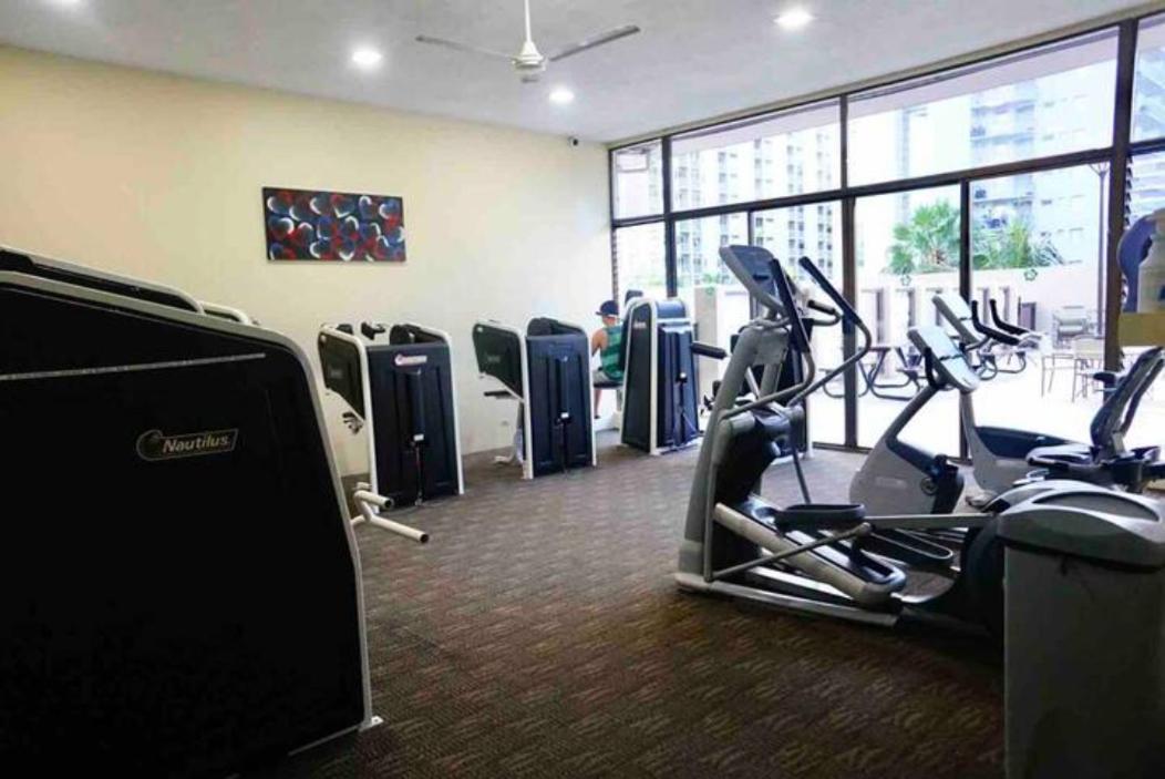 1414- Heart Of Waikiki With Kitchen - Free Parking - City View هونولولو المظهر الخارجي الصورة