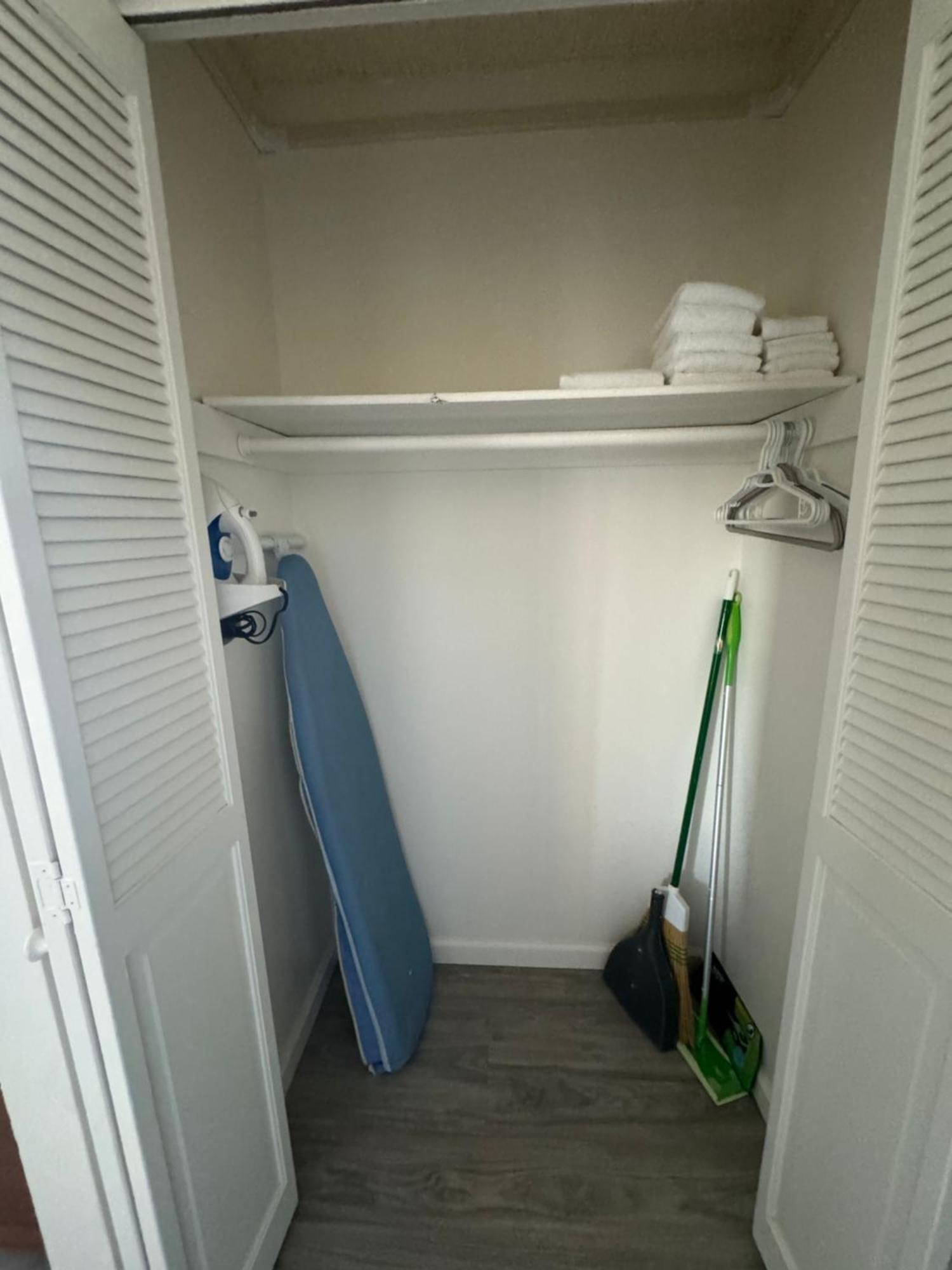 1414- Heart Of Waikiki With Kitchen - Free Parking - City View هونولولو المظهر الخارجي الصورة