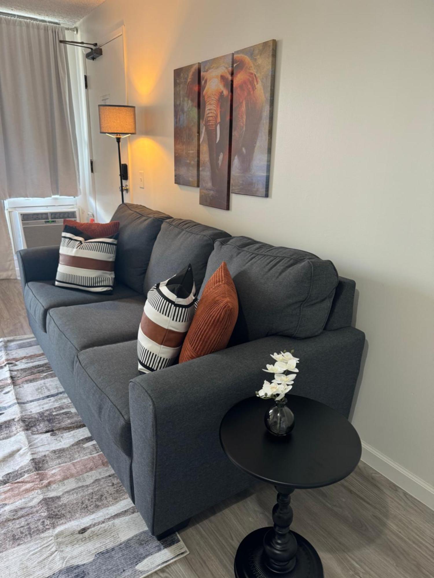 1414- Heart Of Waikiki With Kitchen - Free Parking - City View هونولولو المظهر الخارجي الصورة